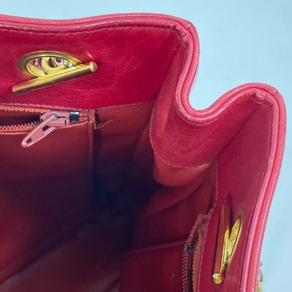 CHANEL Vintage Shoulder Bag - Picture 11 of 13